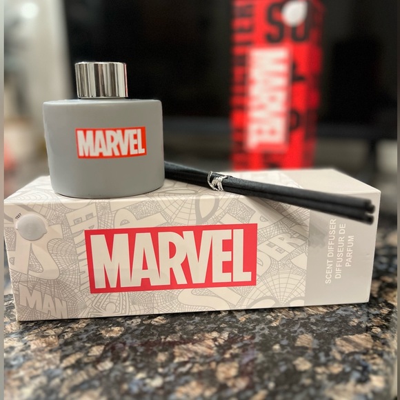 Collectors  Marvel Reed diffuser - Picture 3 of 8